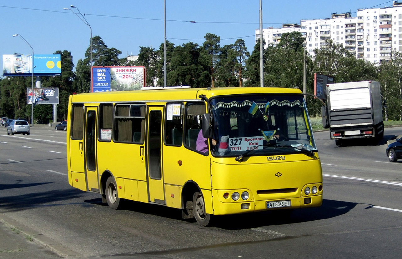 Поліцейську побили в маршрутці Києва Поліцейську-побили-в-маршрутці-Києва