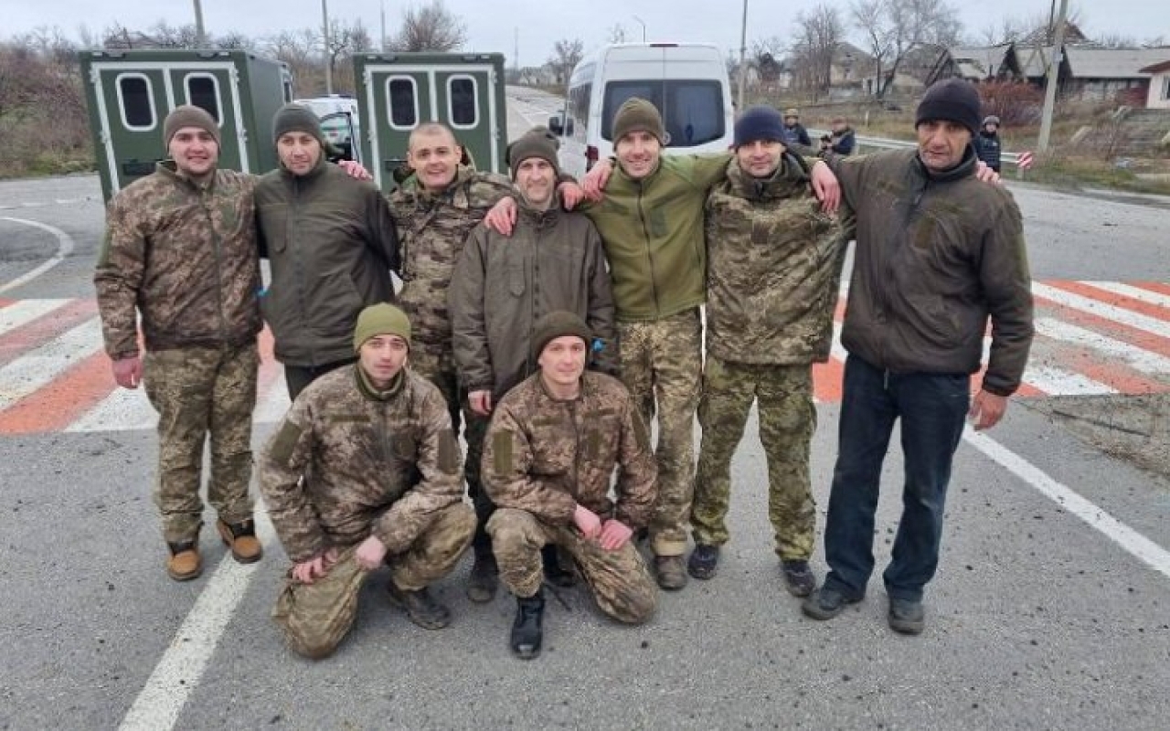 Відбувся-обмін-полоненими-додому-повернулося-п'ятеро-українців