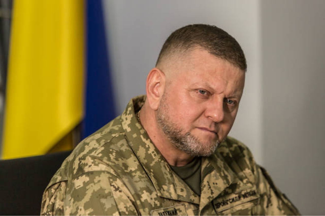 Залужний востаннє поговорив з Міллі на його посаді Залужний-востаннє-поговорив-з-Міллі-на-його-посаді