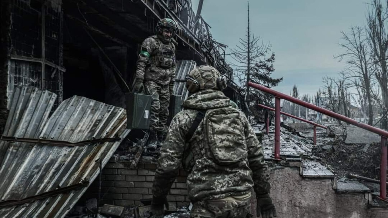 Генштаб: Окупанти намагаються оточити Авдіївку, атакували поблизу Кліщіївки та Андріївки Генштаб-Окупанти-намагаються-оточити-Авдіївку,-атакували-поблизу-Кліщіївки-та-Андріївки