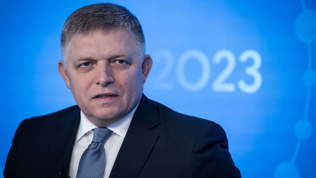 Лідери Угорщини і Словаччини проти виділення допомоги Україні у розмірі 50 млрд євро Лідери-Угорщини-і-Словаччини-проти-виділення-допомоги-Україні-у-розмірі-50-млрд-євро
