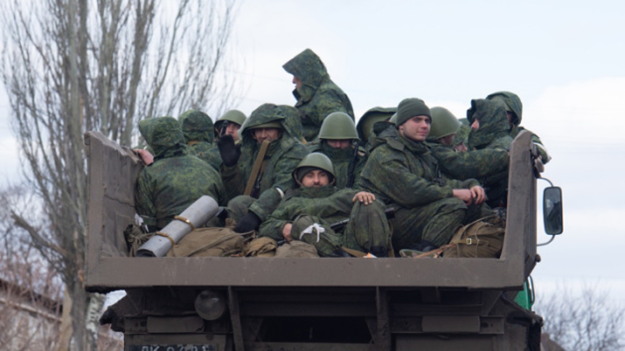 РФ кидає нові резерви під Авдіївку: експерт розповів про ситуацію на Донеччині РФ-кидає-нові-резерви-під-Авдіївку-експерт-розповів-про-ситуацію-на-Донеччині