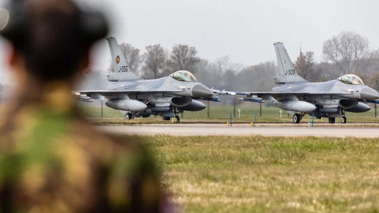 США-підтвердили-початок-льотних-навчань-українських-льотчиків-на-F-16