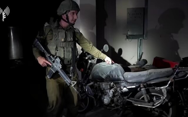 ЦАХАЛ довів факт зберігання бойовиками ХАМАСУ зброї в дитячій лікарні ЦАХАЛ-довів-факт-зберігання-бойовиками-ХАМАСУ-зброї-в-дитячій-лікарні--1