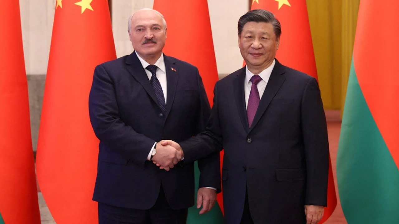 Лукашенко-прибув-до-Китаю-для-переговорів-із-Сі-Цзіньпіном