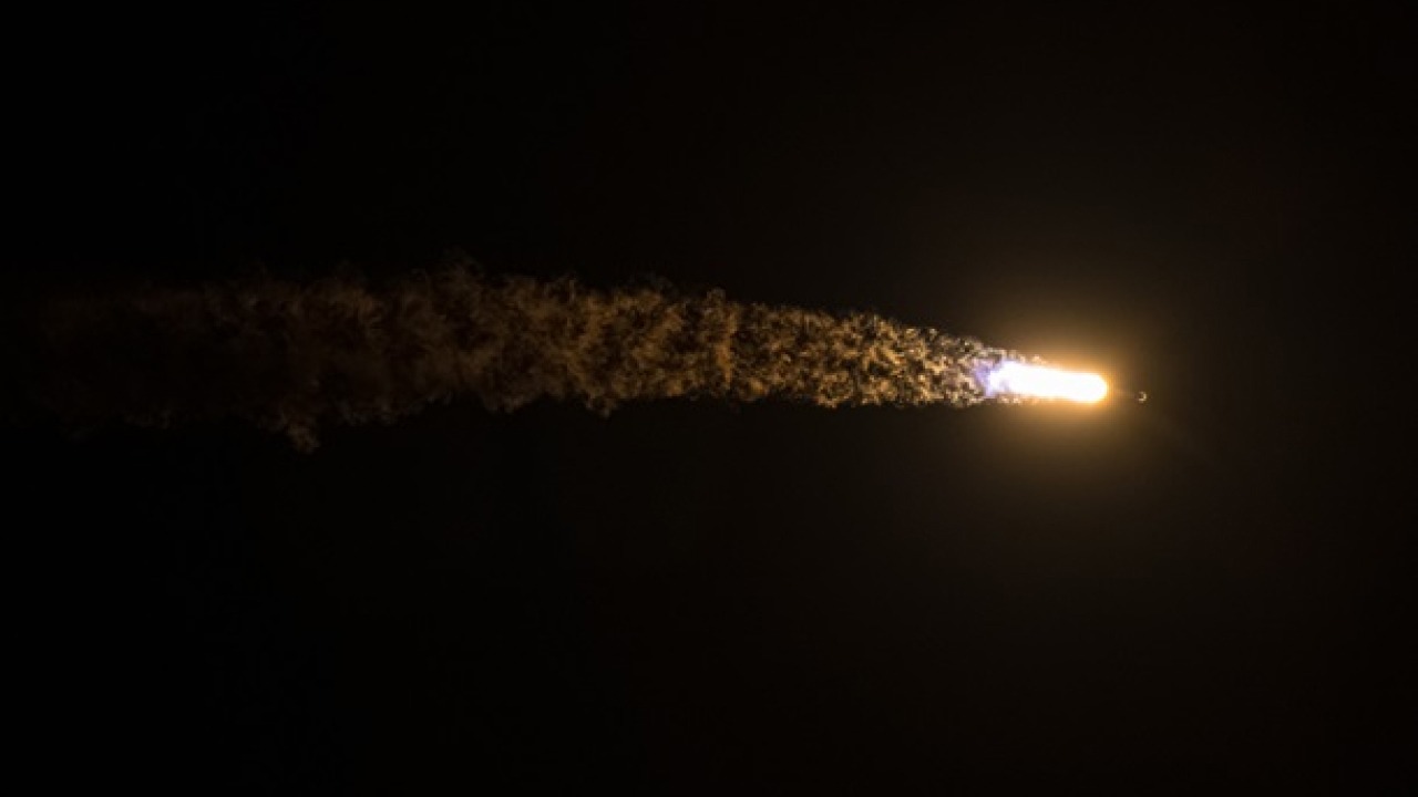 SpaceX запустила 90-ту орбітальну місію цього року Spacex-запустила-90-ту-орбітальну-місію-цього-року